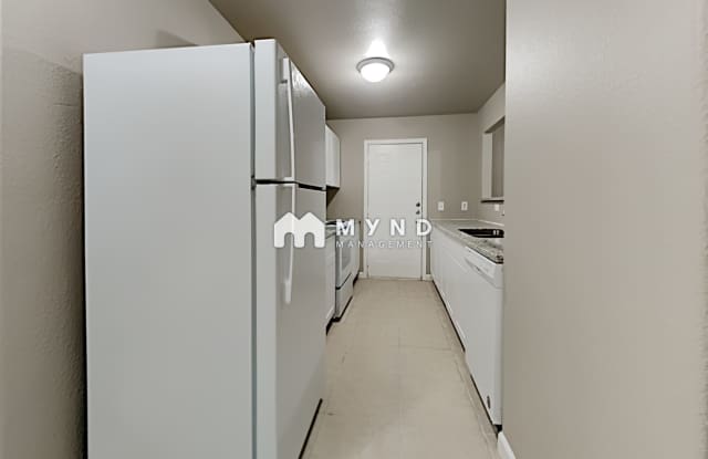 3014 La Estancia Ln Gallery 4