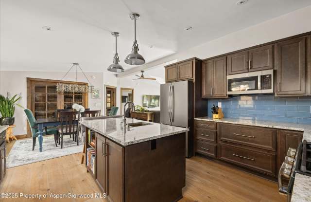 641 Pinon Drive Gallery 4