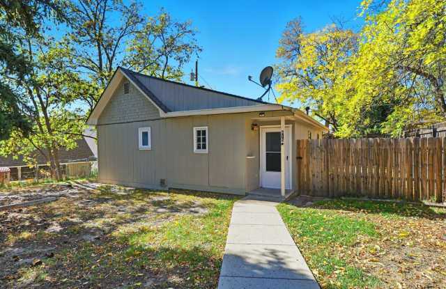 Downtown Castle Rock at its best! Just a short 2 block walk to downtown. photos photos