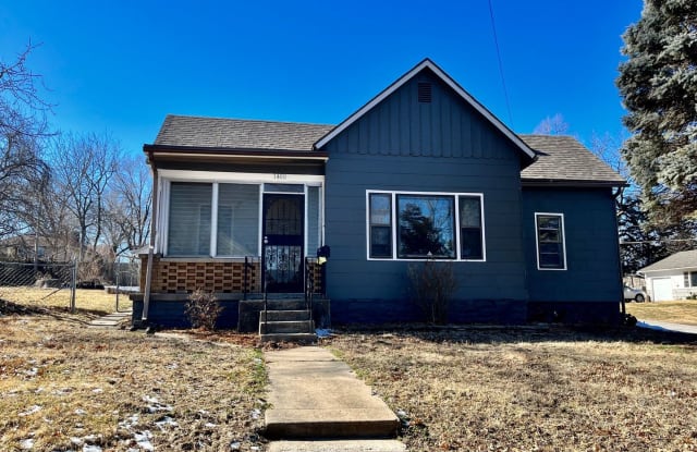 1400 S. Hedges Ave. - 1 - 1400 South Hedges Avenue, Independence, MO 64052