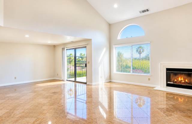 4378 Conejo Drive - Townhome Gallery 2