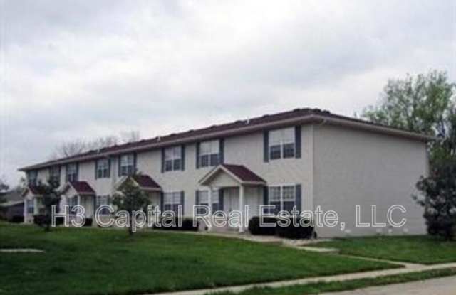 118 Autumn Pine Dr - 118 Autumn Pine Drive, O'Fallon, IL 62208