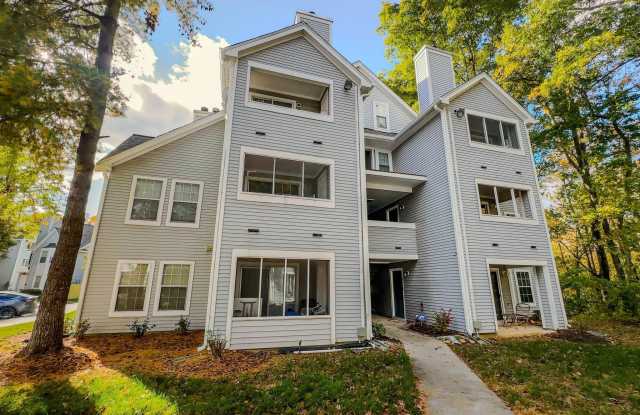 13560 LORD STERLING Place unit: 9-4 photos photos