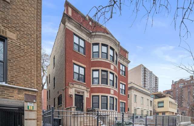 612 W Stratford Place photos photos