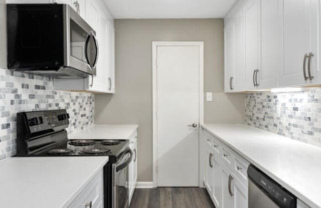 2726 Croasdaile Dr Unit A21 photos photos