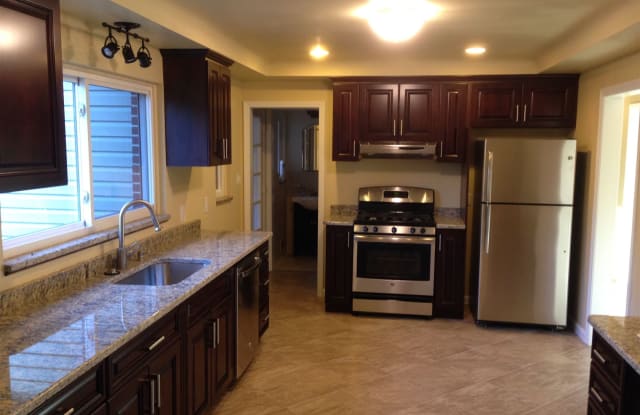 6750 Halyard Rd - 6750 Halyard Road, Oakland County, MI 48301