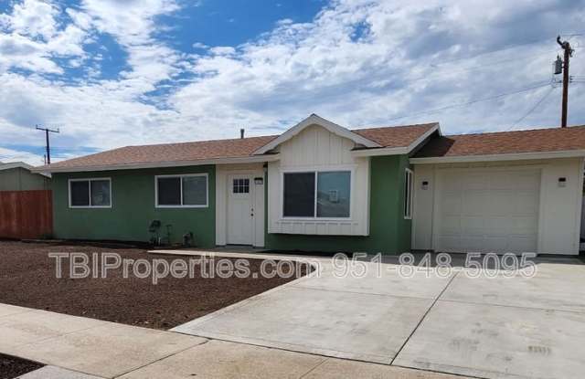 1327 Berkeley Dr photos photos