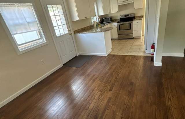 Dennisport 3 Bedroom Ranch Gallery 3