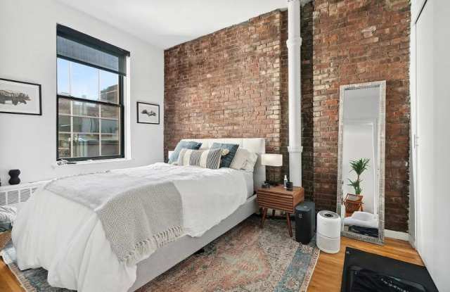 43 East 10th Street photos photos