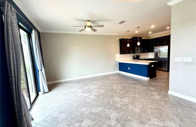 1344 ROYAL ST GEORGE Boulevard Gallery 4