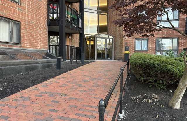 60 Rantoul Street unit: 116 photos photos