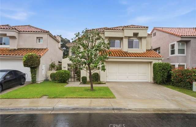 5 Belcanto - 5 Belcanto, Irvine, CA 92614