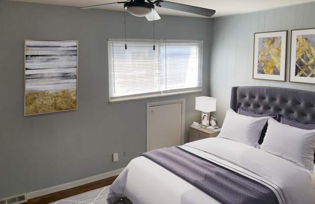 5625 Ironwood Ct Unit B Gallery 3