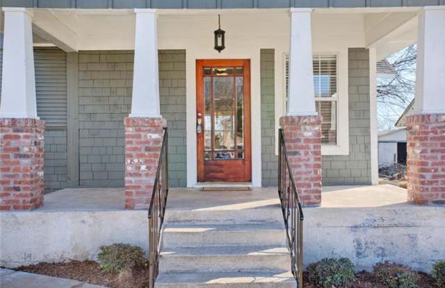 Craftsman Style Bungalow Within Walking Distance to the Plaza District! photos photos