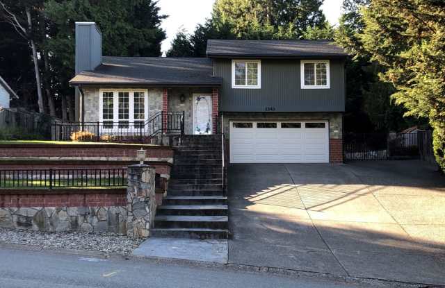 Stunning 3BR 1.75 BA Sammamish Home. Recently Remodeled, Tons of Upgrades! photos photos