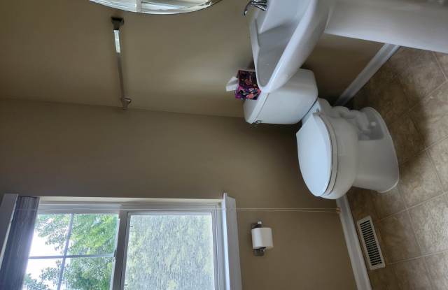 3383 Kentshire Circle Gallery 3