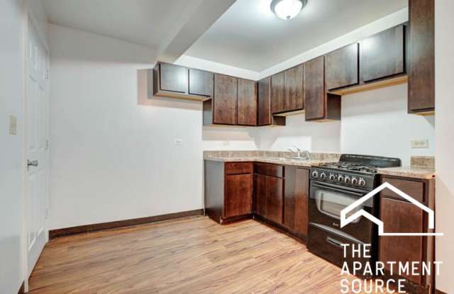 6302 North Oakley Ave. photos photos
