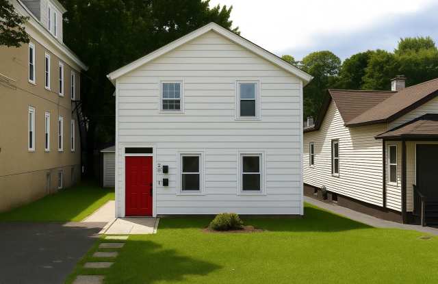 Northside Syracuse Duplex – Spacious Units with Classic Charm photos photos