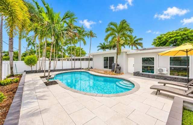 301 SE 3rd Ter # 301, Dania Beach, FL 33004 Gallery 4