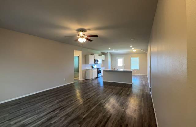 Welcome to your new 4 bedroom, 2 bath home in Glenpool! Gallery 4