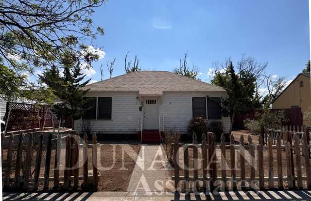 !!SCHEDULED SHOWING 3/25 @4:10-4:20 !!3 bedroom 1 bath home with updates! photos photos