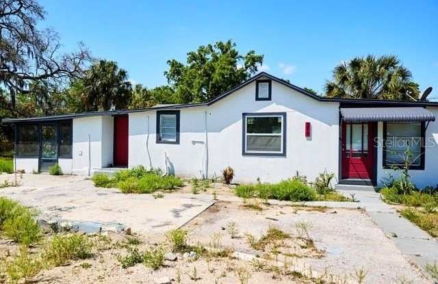 3917 E HANNA AVENUE photos photos