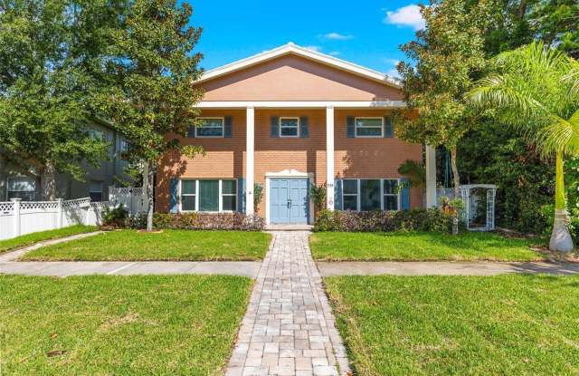 535 12TH AVENUE NE - 535 12th Avenue Northeast, St. Petersburg, FL 33701
