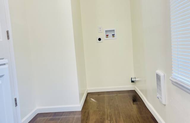 20 Crosby Place Gallery 2