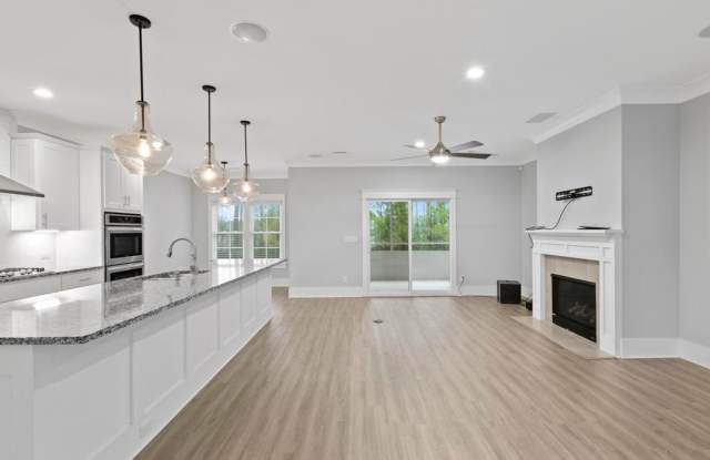 Beautiful Home Available with Tons of Upgrades! Gallery 4