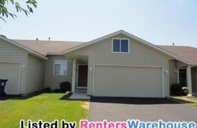 4104 Jarmann Lane - 4104 Jarmann Lane, Shakopee, MN 55379