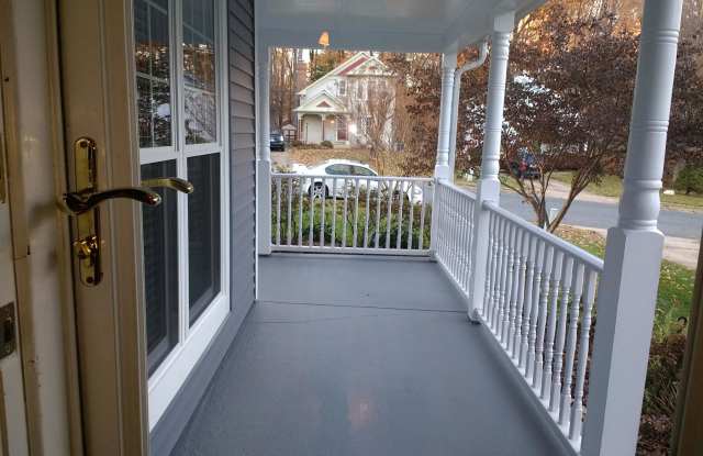 15092 HOLLEYSIDE DRIVE Gallery 2