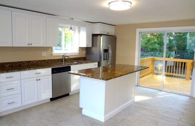1800 sqft 4-bed/1.5-bath Single Family Home in Malden Available Soon! photos photos