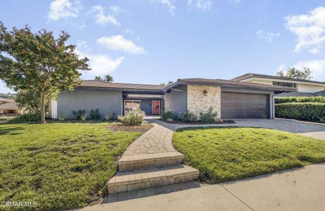 32004 Grenville Court Gallery 1