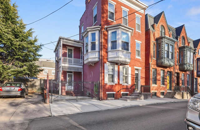 Spacious 5 Bedroom, 1.5 Bath Home in York, Pa! photos photos Spacious 5 Bedroom, 1.5 Bath Home in York, Pa! photos photos