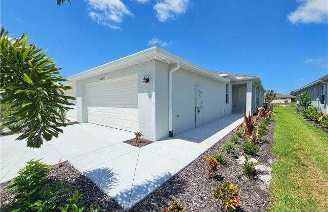 20503 Hazelnut Court S Gallery 2