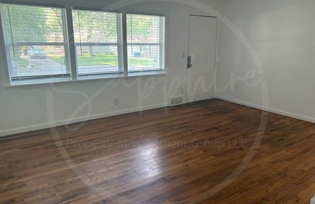 11403 Richmond Avenue Gallery 3