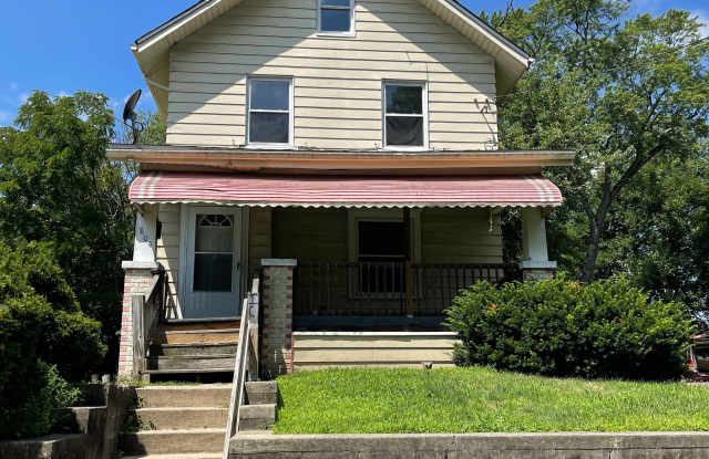 804 Aberdeen St - 804 Aberdeen Street, Akron, OH 44310