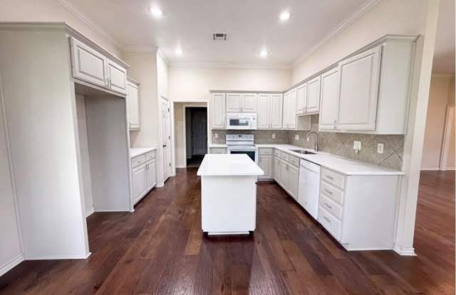 11117 Weatherford Dr Gallery 4