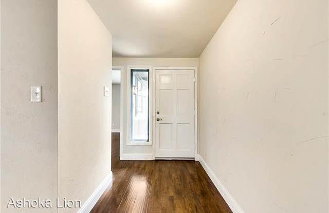 2120 Via Estrada Gallery 3