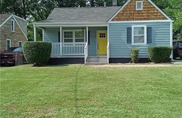 2506 Eastwood Drive photos photos