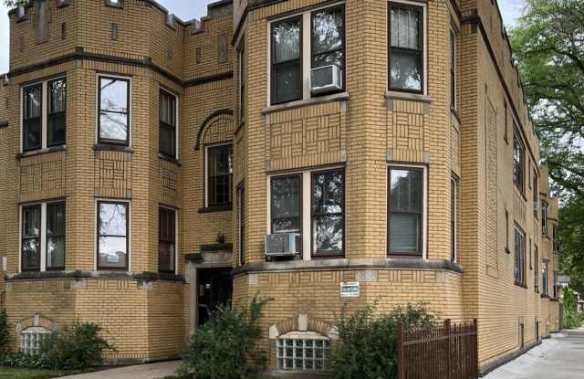 7759 S Prairie Avenue photos photos