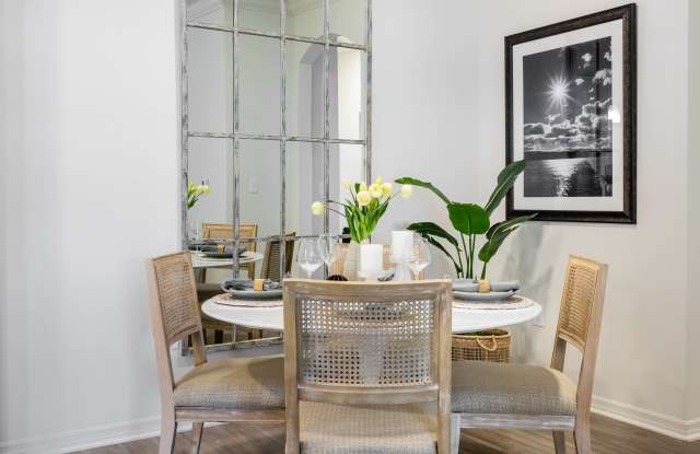 Alloro at University Groves - Senior Housing Gallery 3