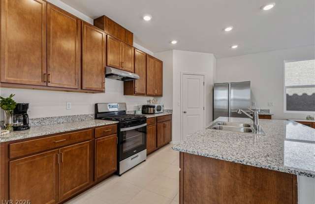 10034 Sir Atlas Court Gallery 2
