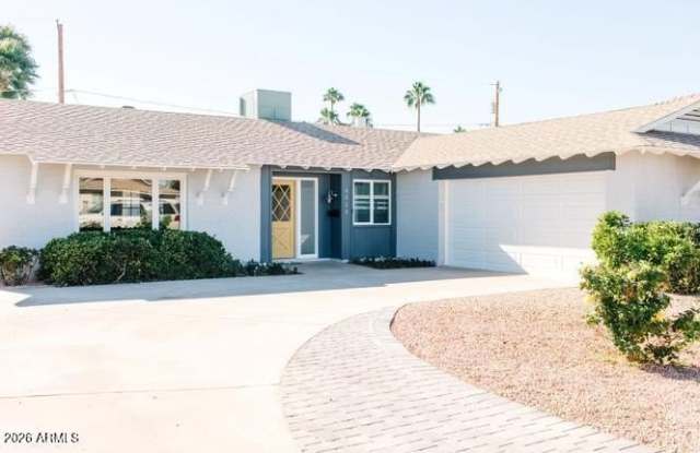 8525 E SANDALWOOD Drive Gallery 1