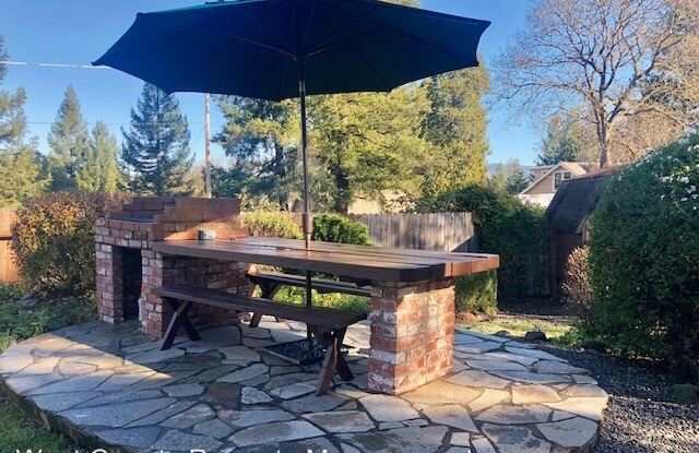 693 W Cotati Ave - 693 West Cotati Avenue, Cotati, CA 94931