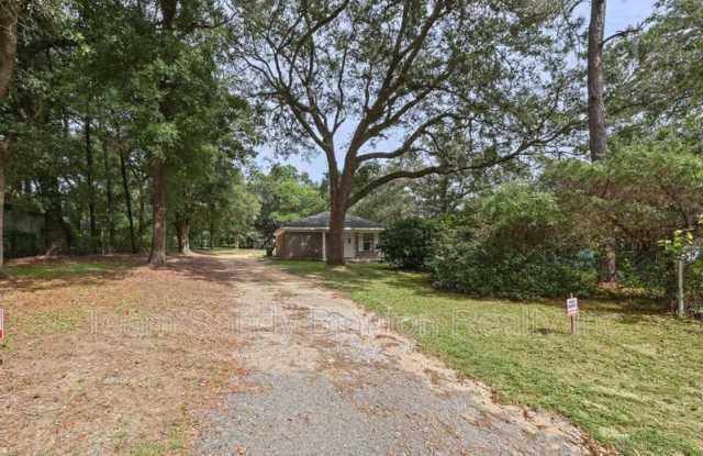 2040 East Roberts Road Gallery 2