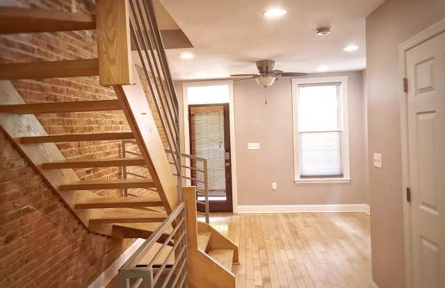 3910 ELM AVENUE Gallery 3