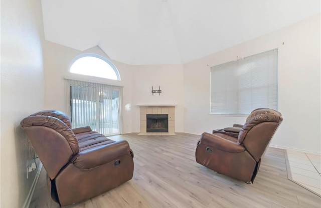 2019 Mallard Drive Gallery 3