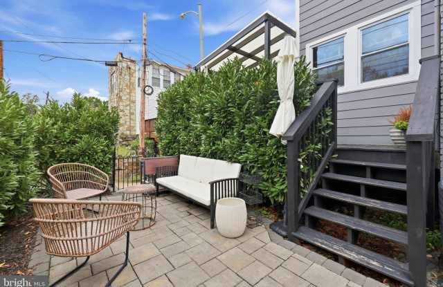 200 CROMWELL Terrace NE Gallery 4