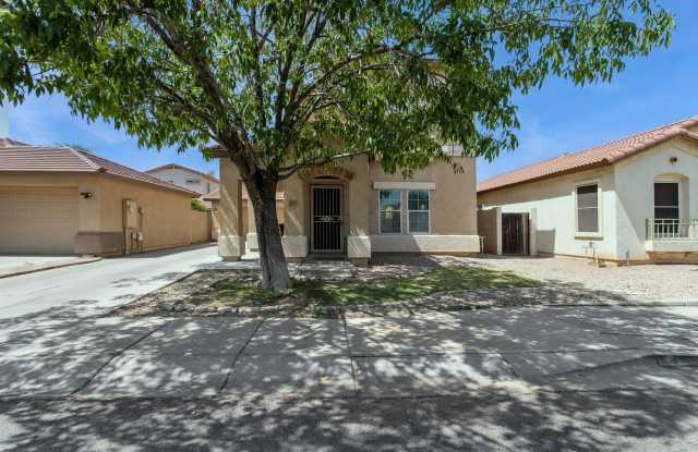 1820 E Harrison St photos photos
